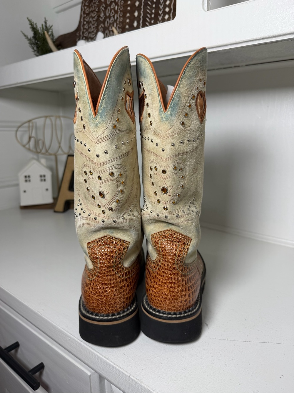 Ariat Fatbaby Cowboy Boots Women's 6.5 Brown Croc Embossed Heart Western - Picture 5 of 8